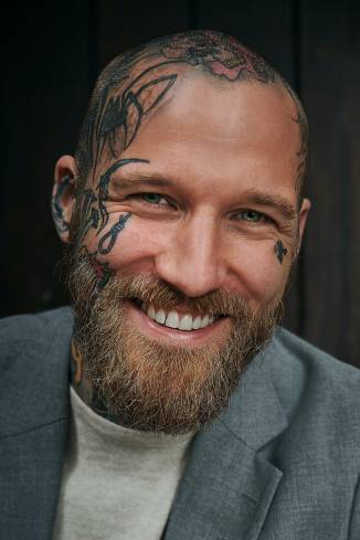 Model Tim H.