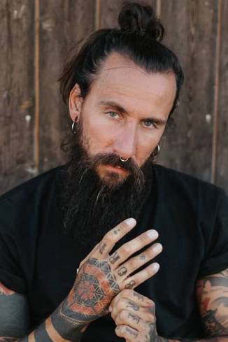 Model Patrick B.