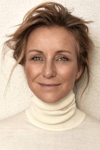 Model Adi O.