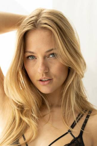 Model Floortje v.