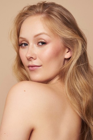 Model Julia S.
