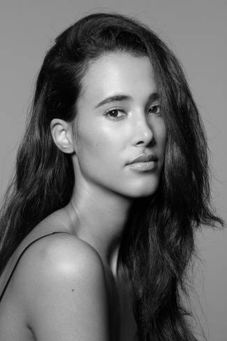 Model Ambre S.