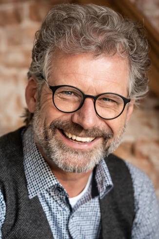 Model Bob L.