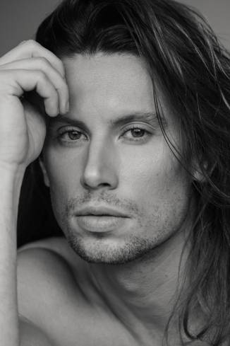Model Kevin K.