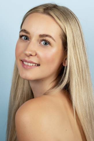 Model Kaya Anina B.