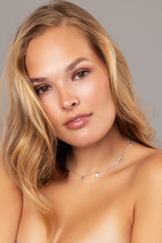 Model Eva B.