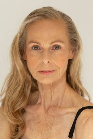 Model Karen B.