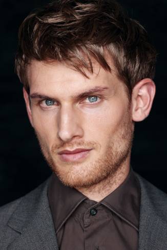 Model Felix R.