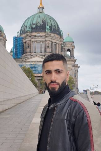 Model Mohamad S.