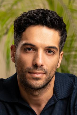 Model Hüseyin S.